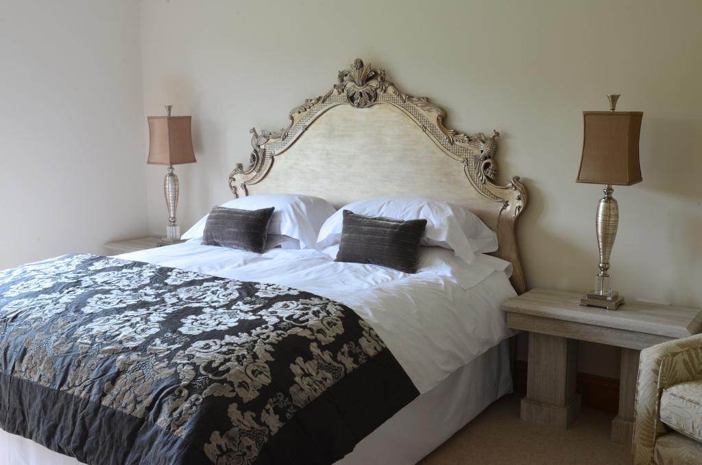 Llwyn Helyg Country House Guest House Carmarthen Bilik gambar