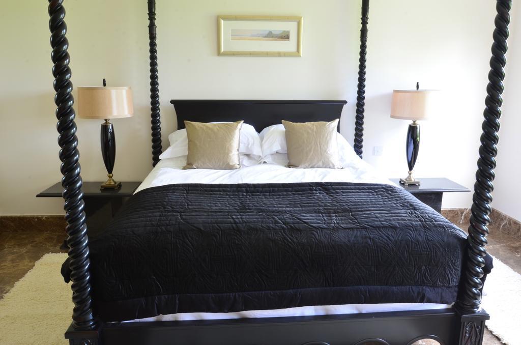 Llwyn Helyg Country House Guest House Carmarthen Bilik gambar